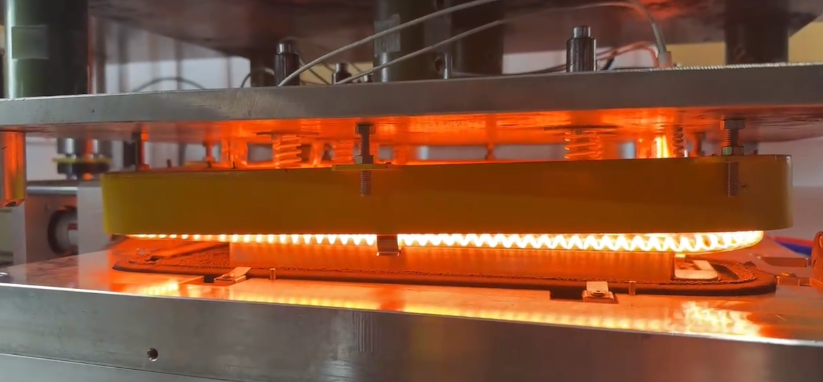 infrared lamp for heating Plastic parts